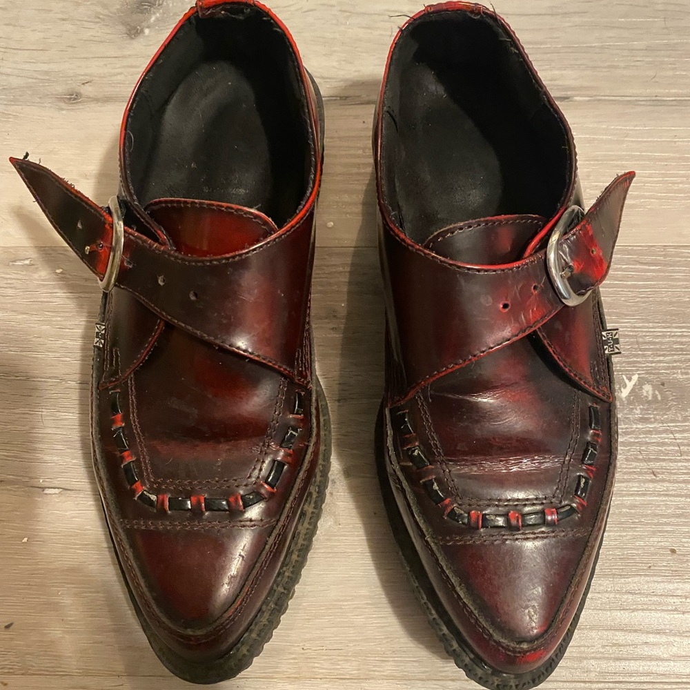 Oxblood female creepers size US 6